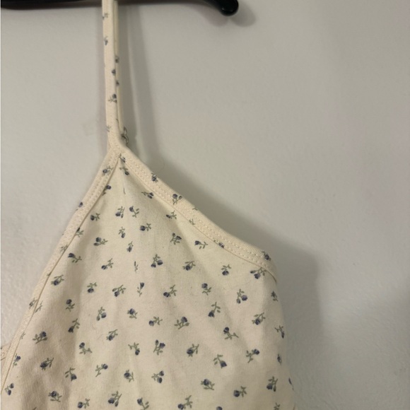 Floral Brandy Melville Tank - Picture 5 of 8